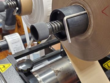 Huzzard Short-Run Label Production